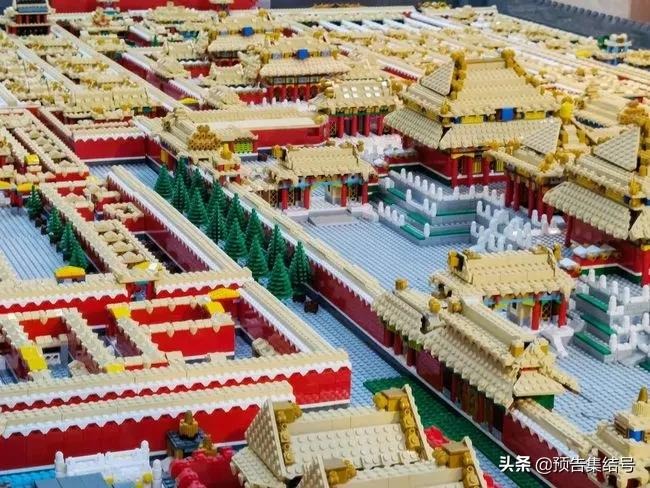 נוסע קפץ ממטוס תוך כדי נסיעה • כותרות מהעולם