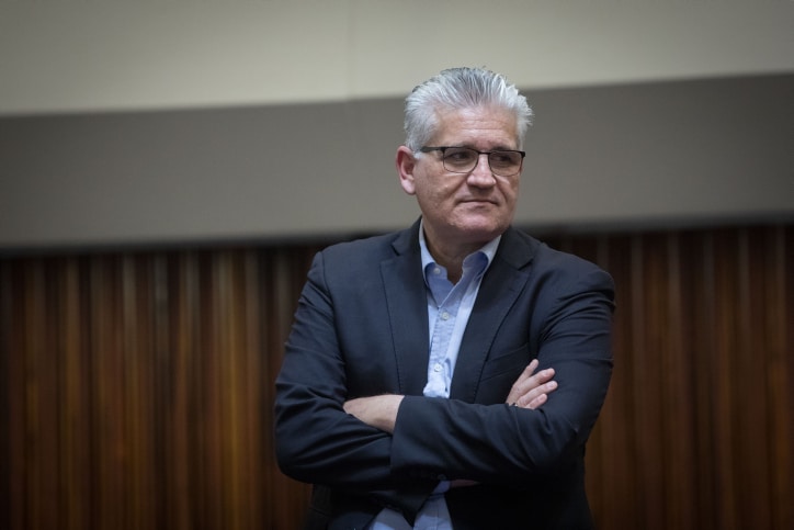 דיון סוער בועדת חוק: חוק הנאשם עלה לדיון דיון סוער בועדת חוק: חוק הנאשם עלה לדיון