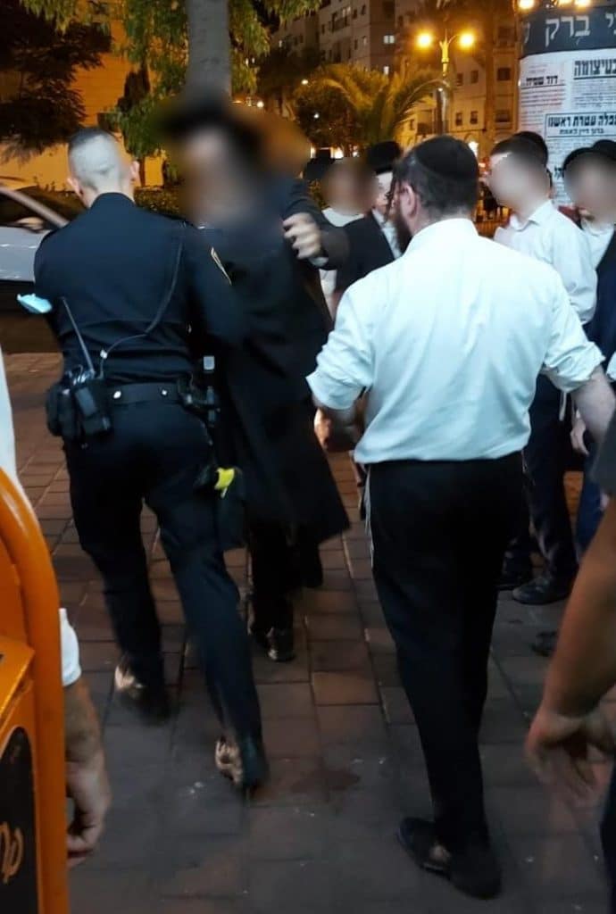 פורץ נתפס על חם בדירה בבני ברק