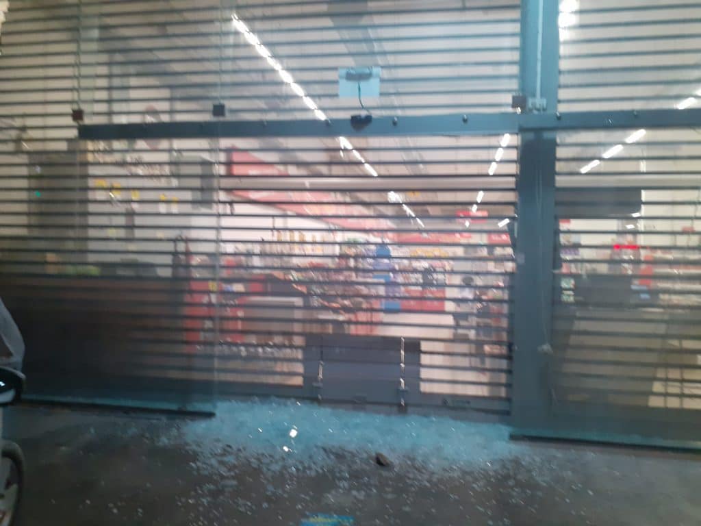 אימה: רוסי חמוש בסכין קצבים רדף אחרי חרדים • צפו