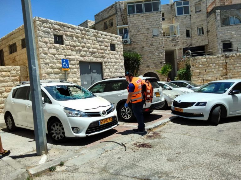 בן 15 וחצי נפל מגג בירושלים – מצבו בינוני