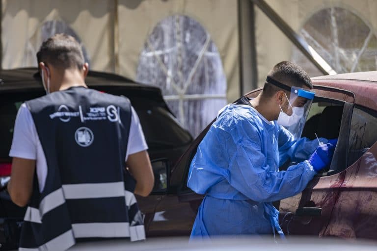 בדיקת קורונה, קורונה