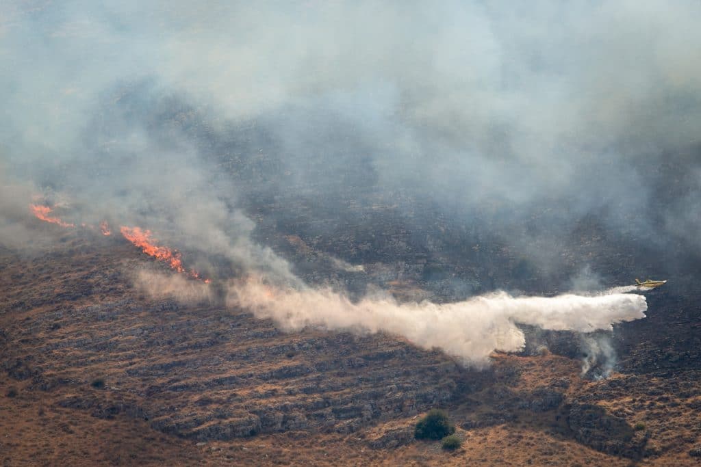 שריפת ענק בהרי ירושלים: תושבי 6 יישובים פונו