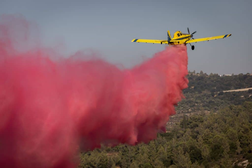 מספר מוקדים בהרי ירושלים חזרו לבעור, ארבעה מטוסים הוזנקו