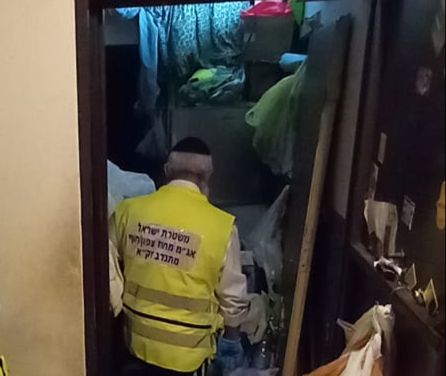 בן 84 נמצא בביתו ללא רוח חיים בין ערימות זבל