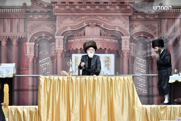 רָזָא דְשַׁבָּת • האדמו"ר מויז'ניץ הגיע לשבות באלעד