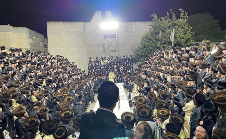 הרה"צ רבי אלימלך בידרמן בשבת במירון לרגל חודש אלול