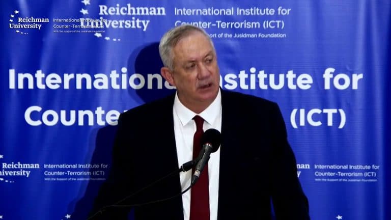 גנץ: אירן מאמנת בהפעלת כטב"מים מיליציות בבסיס כאשאן