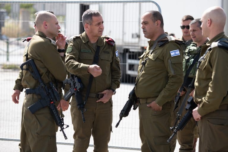 הרמטכ"ל: מנענו מספר פיגועים של חמאס בשטח ישראל