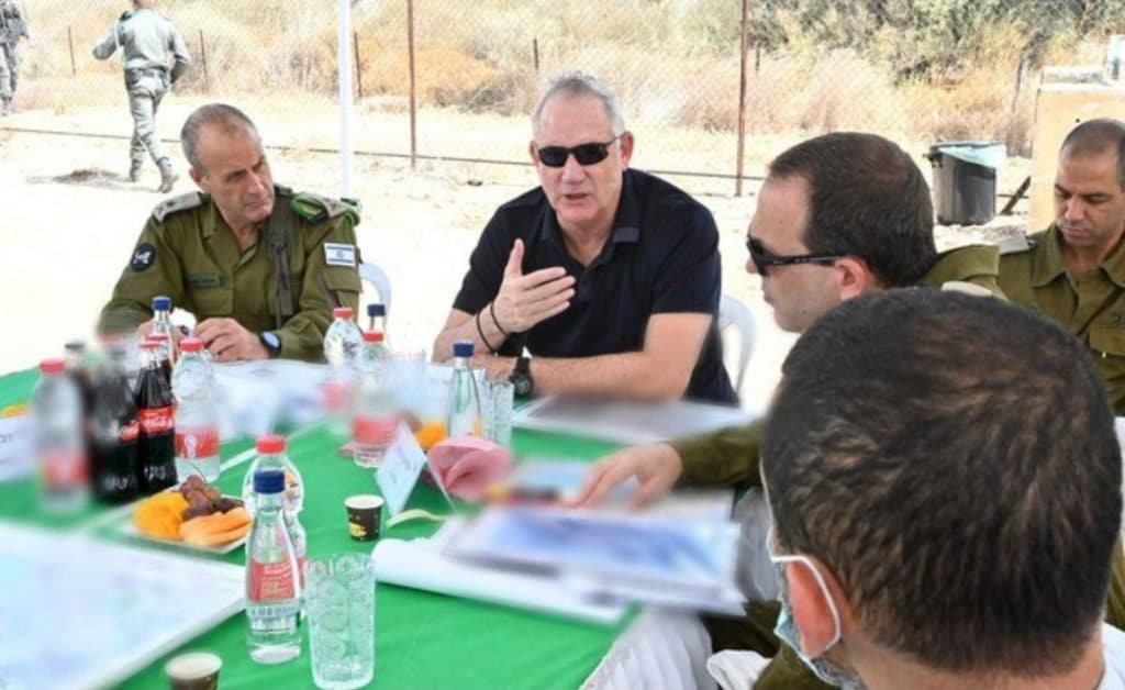 גנץ: "שישה נעלמו בתוך מיליונים, מקווה שהיום ייגמר בשקט"
