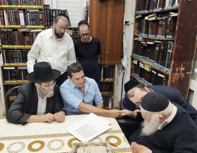 "זכיתי": ח"כ שיקלי נכנס למעונו של מרן שר התורה שליט"א