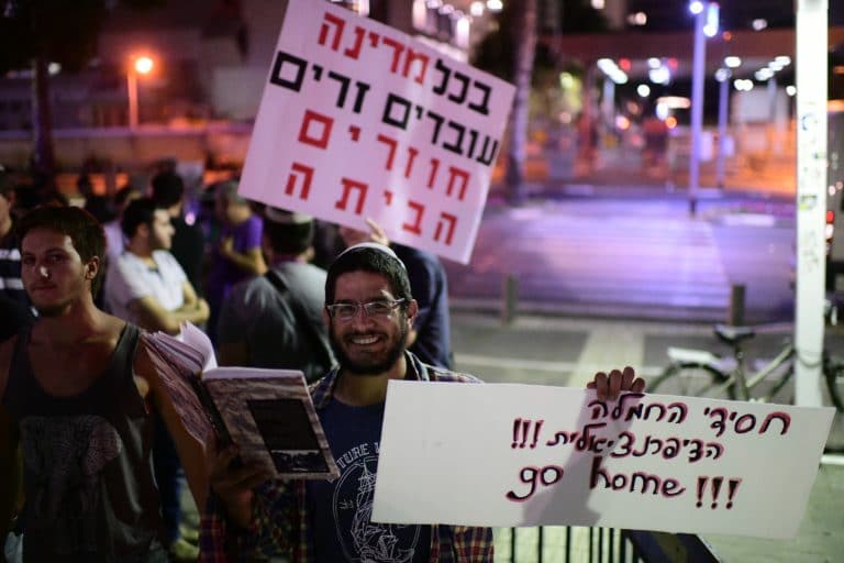 שרת הפנים איילת שקד ביקרה בדרום תל אביב: לא נרפה מנושא המסתננים