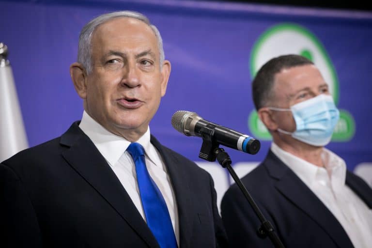 נתניהו בשיעור בתקשורת לחכי"ם: כך תתראיינו