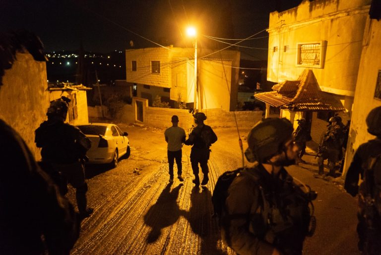 שב"כ והמשטרה חשפו תשתית טרור באיו"ש, 50 נעצרו