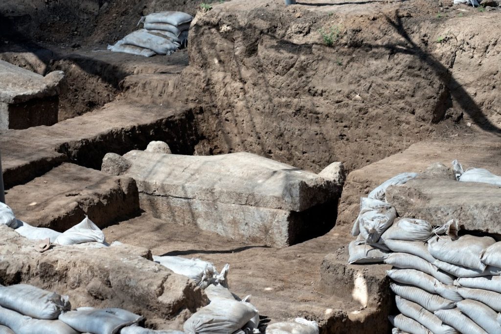 בית קברות ומבנים מתקופת הסנהדרין התגלו ביבנה