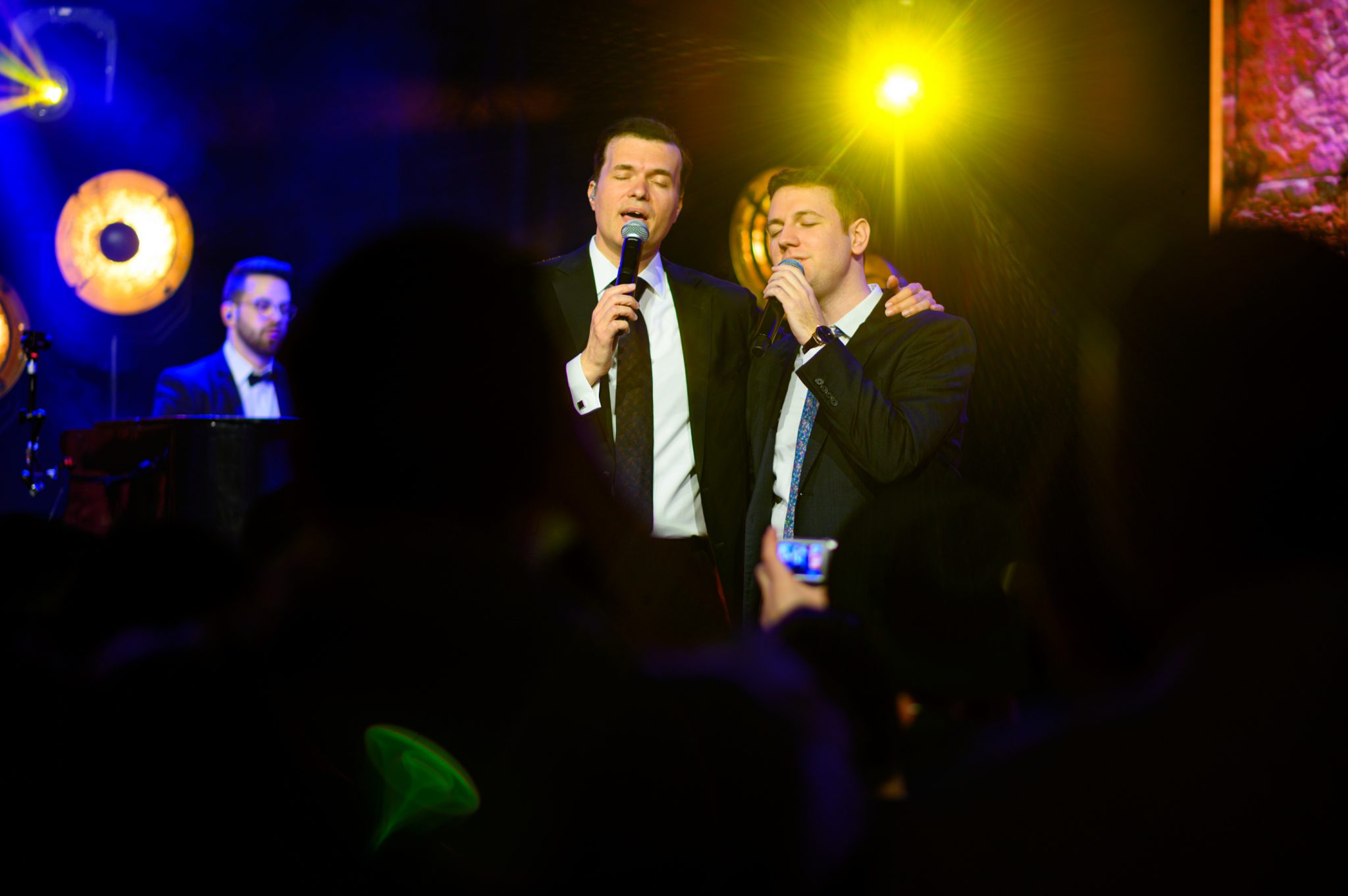 במעמד רב רושם: הרב שלמה קאהן הוכתר כחתן ההלכה של אירופה במעמד רב רושם: הרב שלמה קאהן הוכתר כחתן ההלכה של אירופה