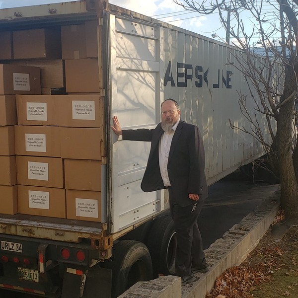 מנכ"ל משרד הבריאות המולדובי הודה לרב המדינה בטקס מיוחד: "הצלתם חיים"