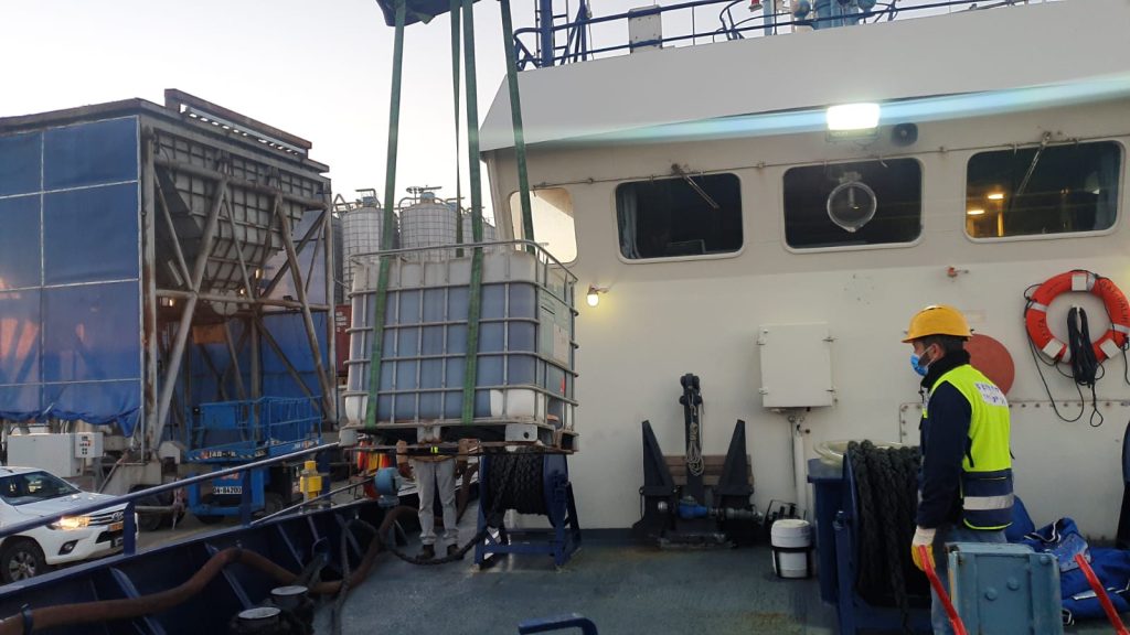 חדר מצב מיוחד נפתח בעקבות כתם שמן המתקרב לחופי ישראל חדר מצב מיוחד נפתח בעקבות כתם שמן המתקרב לחופי ישראל