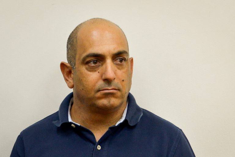 דוד שרן: "הביאו את אימי בת ה-80 לחקירה כדי לשבור אותי" דוד שרן: "הביאו את אימי בת ה-80 לחקירה כדי לשבור אותי"