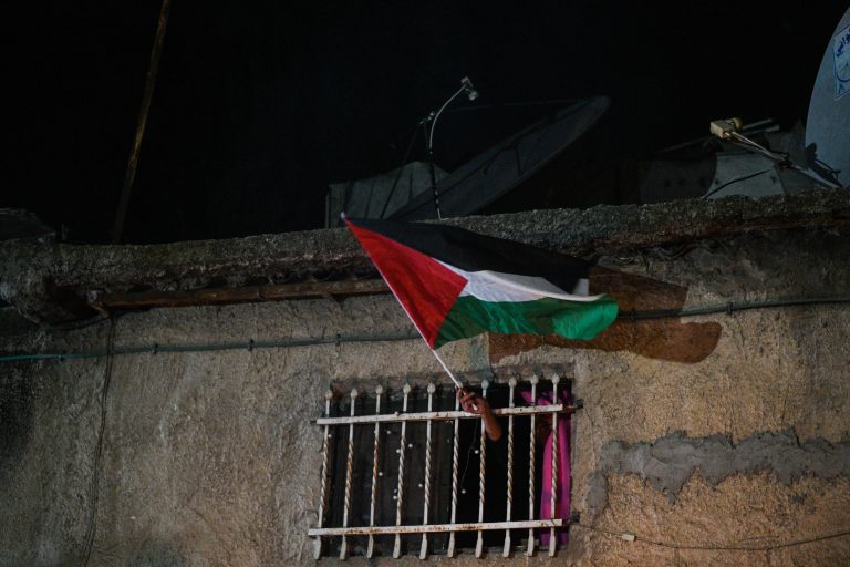 נעצרו שישה חשודים שגרמו נזק לרכבי יהודים בשייח ג'ראח