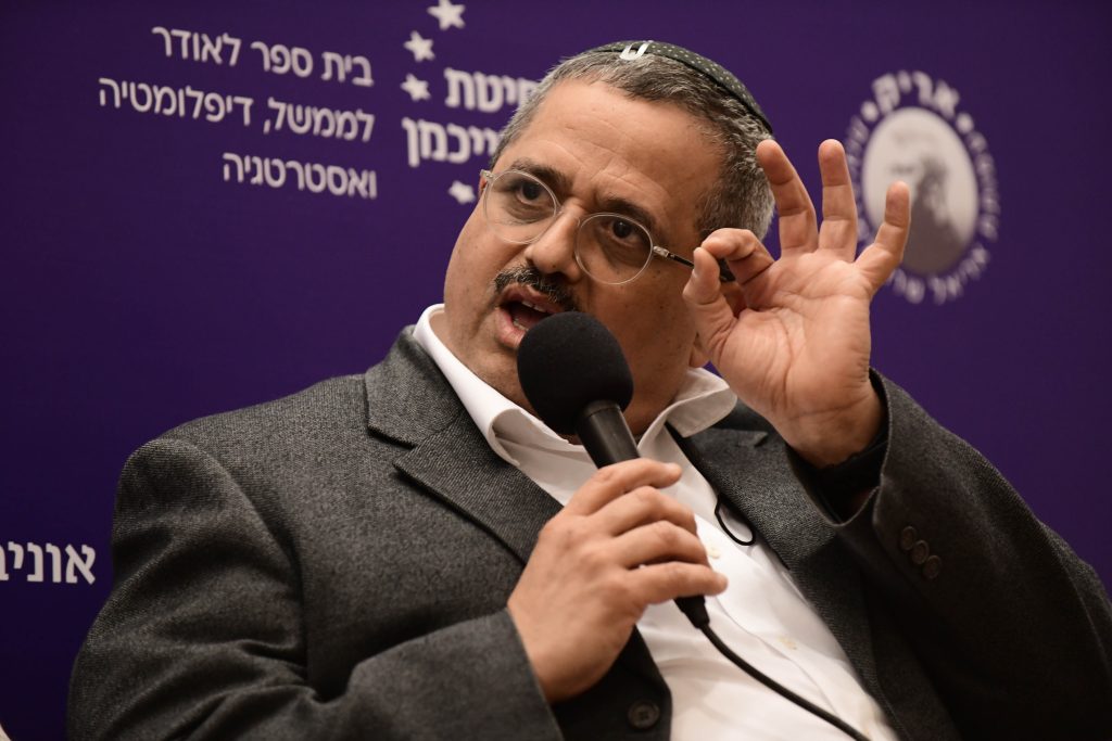 בין רפורמת החלב למהומות האופוזיציה וניסיונות הטיוח