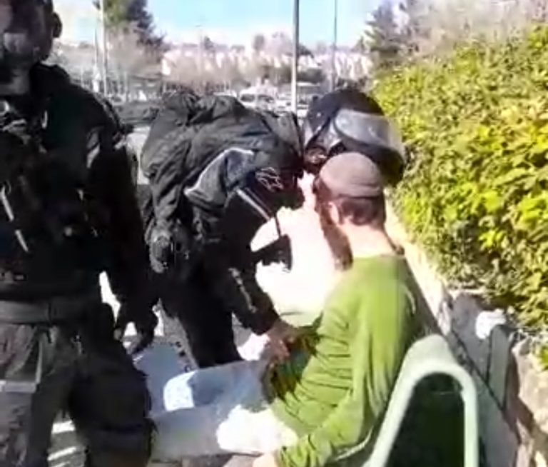 המשטרה עצרה פעילי ימין בדרכם לשמעון הצדיק