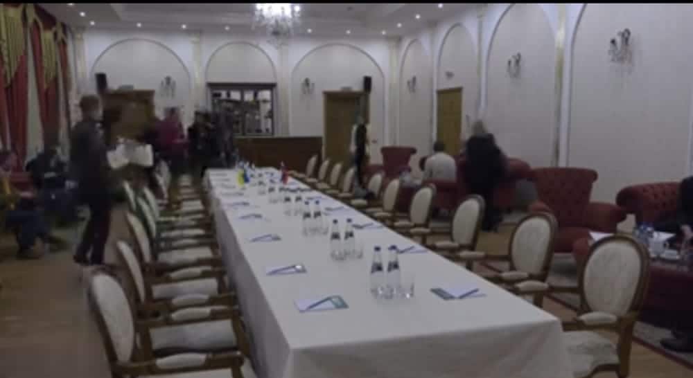 לפיד: ישראל תצביע בעד גינוי לרוסיה, החלו שיחות בין רוסיה לאוקראינה • מתעדכן