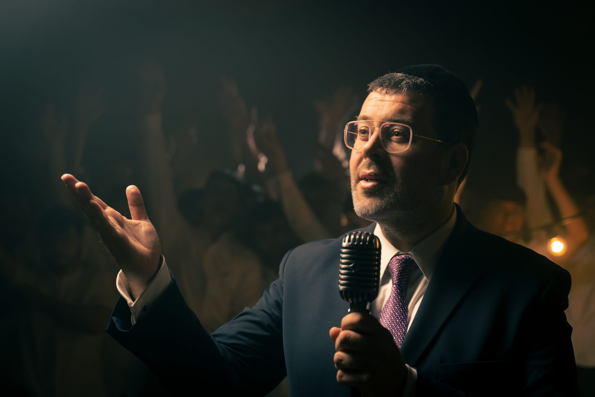 בדרך לאלבום הבכורה: קובי גרינבוים –"כי תעבור במים"