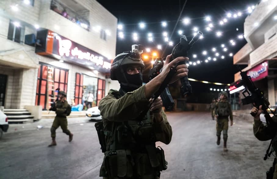 נתניהו נאם במליאה ותקף את הממשלה שתלויה במועצת השורא