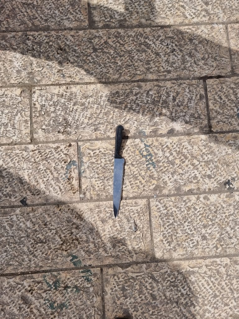 פיגוע דקירה בירושלים: אזרח נפצע קל