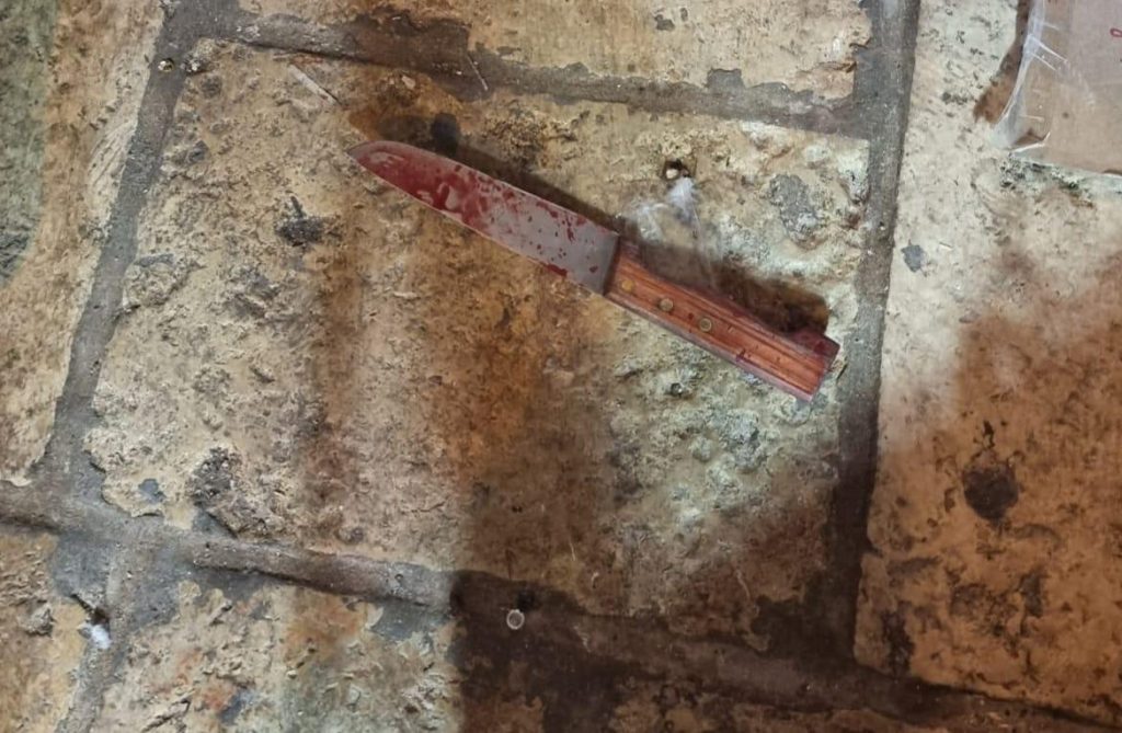 פיגוע בעיר העתיקה: שני שוטרים נדקרו, המחבל חוסל