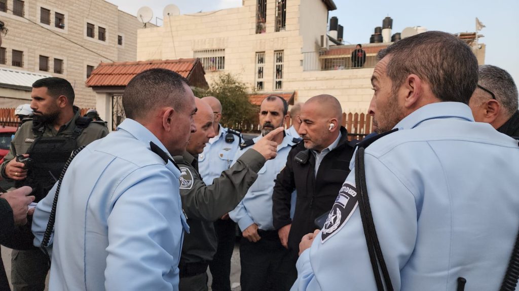 פיגוע דקירה בעיר העתיקה: שני שוטרים נפצעו