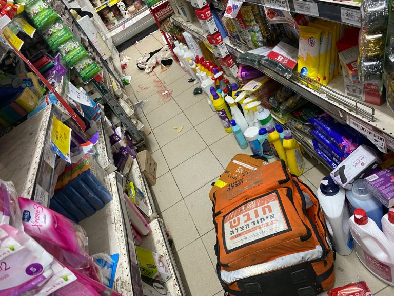 בני ברק: בן 30 נפל ונפצע בינוני