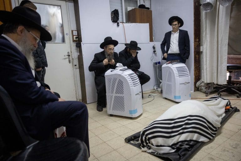הבן המאומץ של מרן שר התורה מספר בבכי על אבא