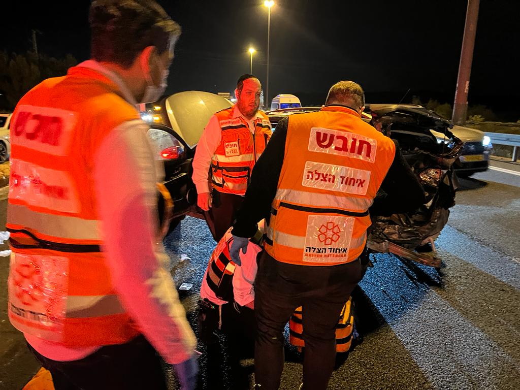 תאונת דרכים קשה סמוך לקרית גת: 9 נפצעו