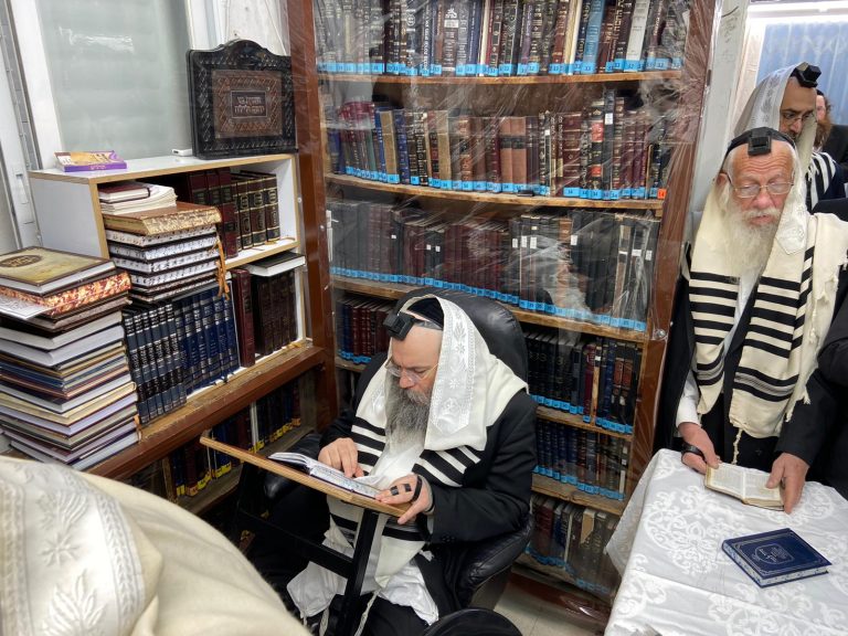 סיום הש"ס כמסורת שהנחיל מרן שר התורה זצ"ל