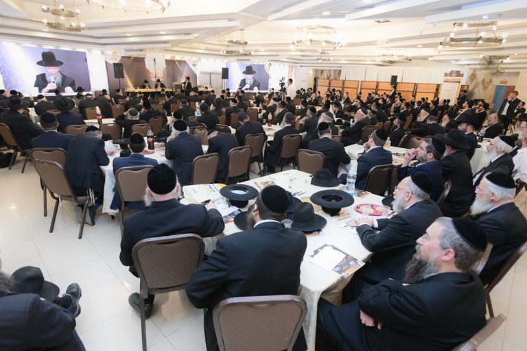 אלף מרביצי תורה בכנס החינוך של 'לב שומע' • שו"ת מיוחד