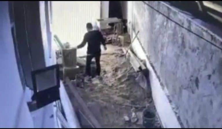 נעצר גנב שפרץ לבית כנסת בתל אביב