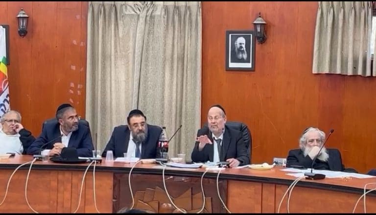 החלטות היסטוריות במועצת עיריית בני ברק