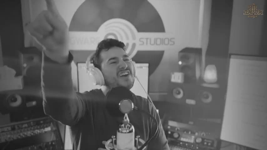 משה טישלר, יוני אליאב ותזמורתו - 'אבא'