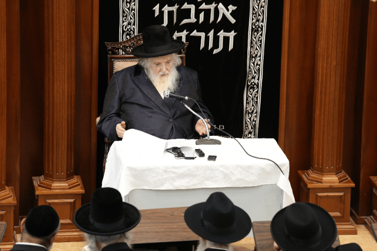 הגר"מ שטרנבוך על העילויים של עולם הישיבות: הכל תלוי ביראת שמים