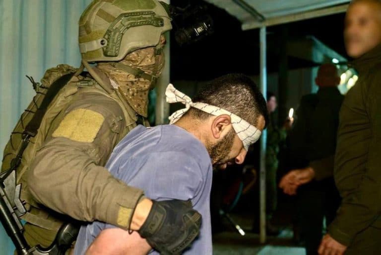 עינים קשורות: כך נתפסו המחבלים מהפיגוע באריאל