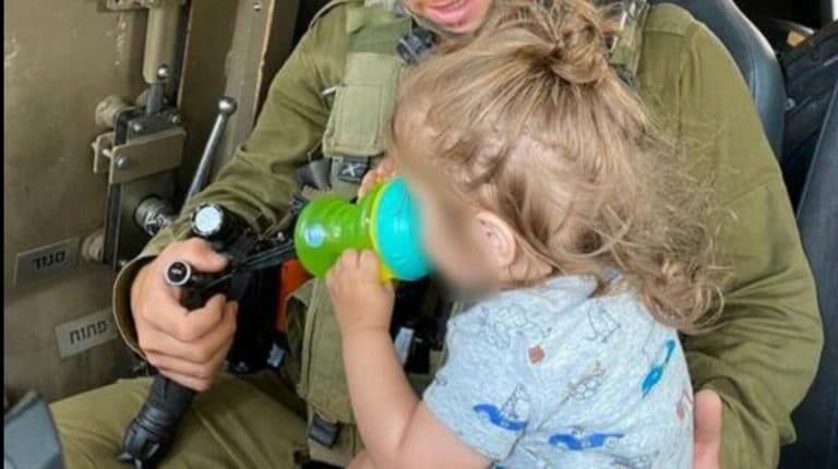דרמה בשבת: ערבי גנב רכב עם תינוק בן שנה וחצי