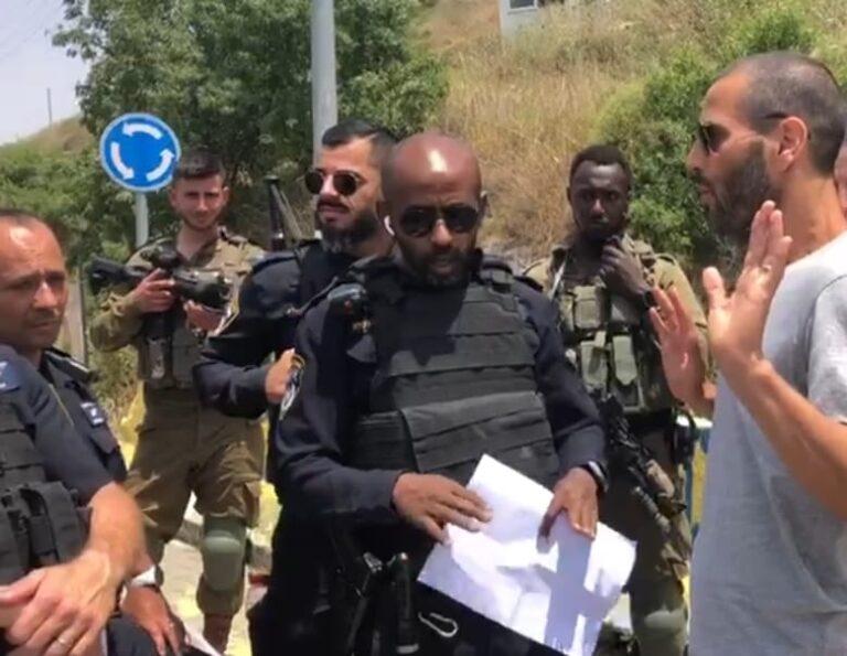 פעילי השמאל התכוונו להגיע ל'חומש' עם בולדוזר ונעצרו