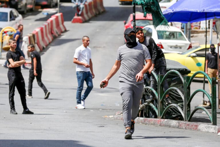 ראשי הרשויות הפלסטינים משבחים ומעודדים טרור