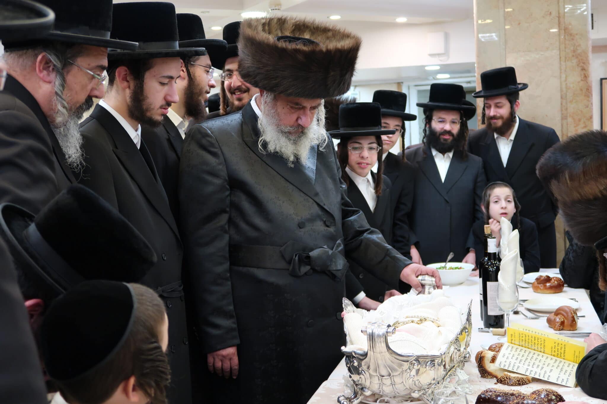 האדמו"ר מקליוולנד פדה את הבנש"ק לבית קאמרנא רימנוב