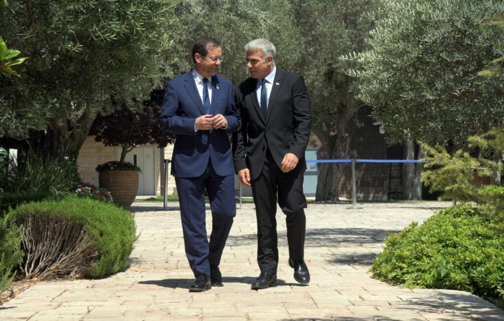 עם כניסתו לתפקיד: זהו הלו"ז של רה"מ הנכנס לפיד