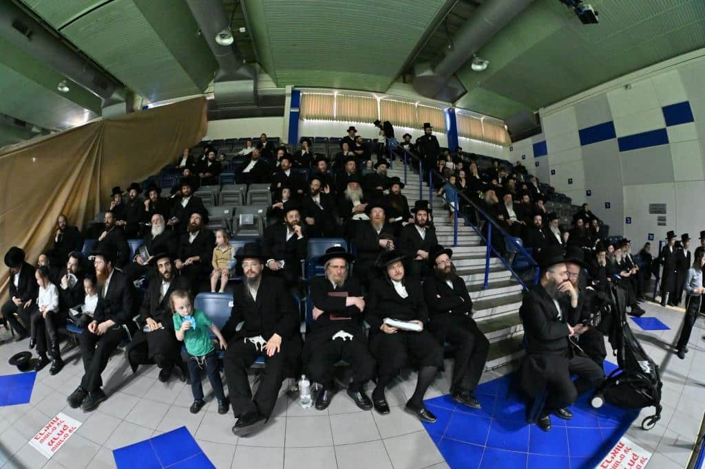 ילדי כיתה ג' בת"ת 'זיו התורה' חגגו את סיום חמשה חומשי תורה