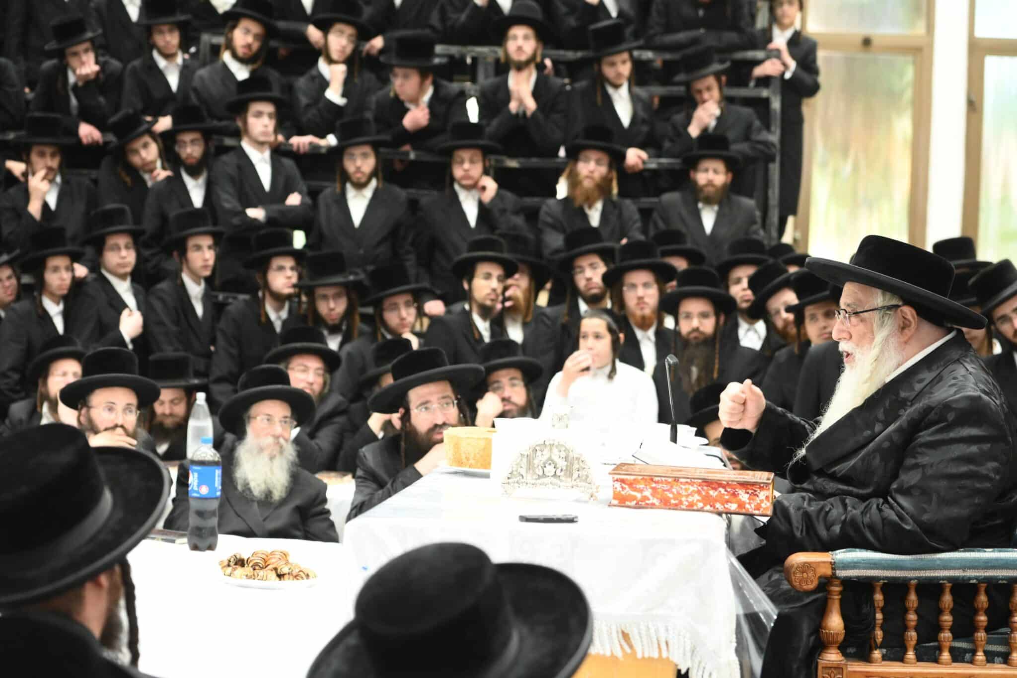 הילולת השפע חיים זי"ע בצל בנו האדמו"ר שליט"א