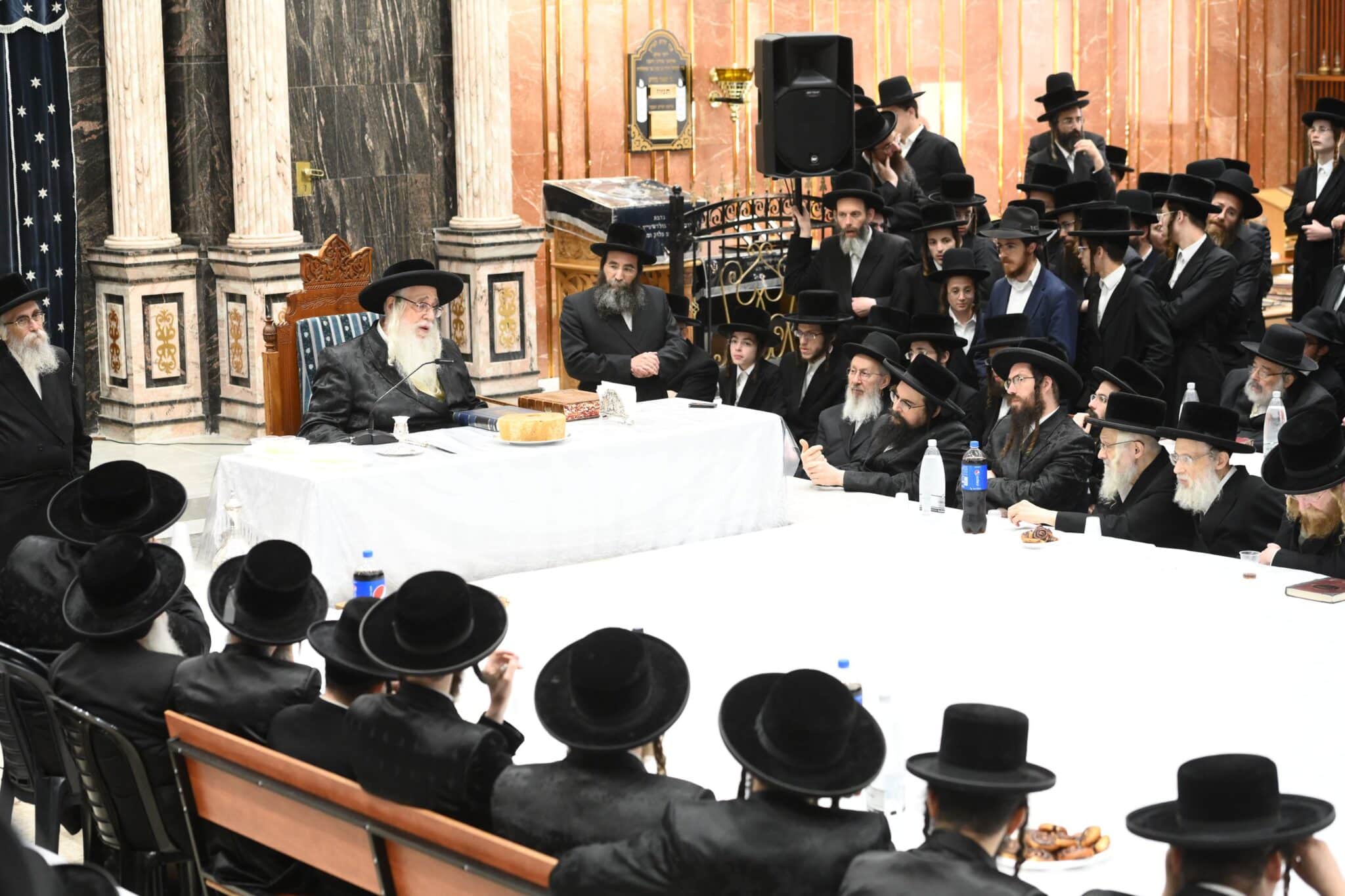 הילולת השפע חיים זי"ע בצל בנו האדמו"ר שליט"א